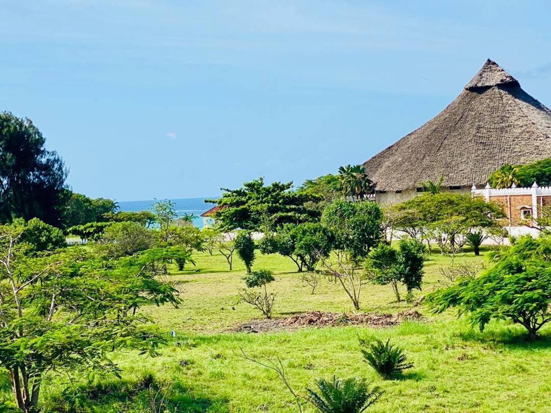The Bali Resort Zanzibar Пингу Экстерьер фото